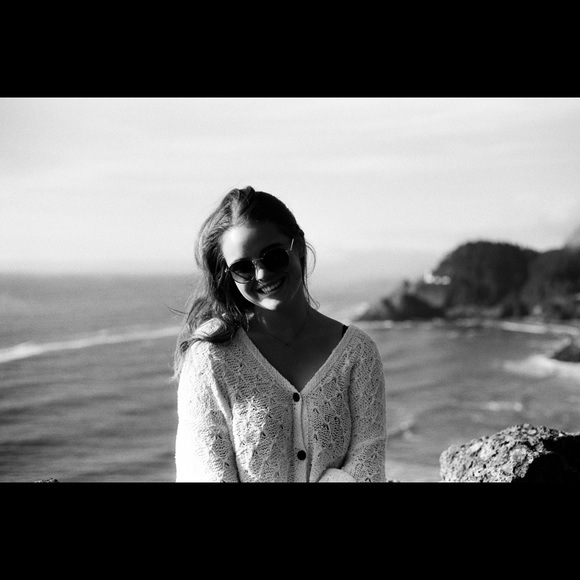 Meet your Posher, Eva - Picture 1 of 1